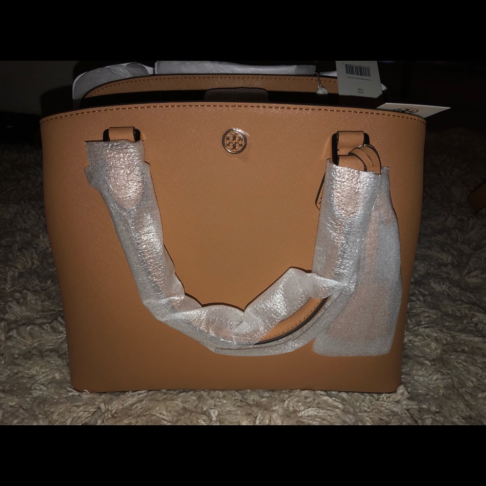 Tory Burch Robinson Triple Compartment Tote - Picture 2 of 8